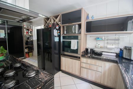 Casa à venda com 160m², 3 quartos e 3 vagasCOZINHA