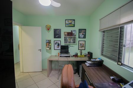 Casa à venda com 160m², 3 quartos e 3 vagas Casa à venda com 160m², 3 quartos e 3 vagasQUARTO 2