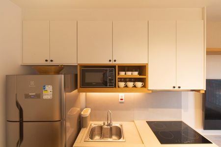 Cozinha de apartamento para alugar com 1 quarto, 32m² em Vila Mariana, São Paulo