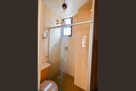 Banheiro de apartamento à venda com 1 quarto, 40m² em Colégio Batista, Belo Horizonte
