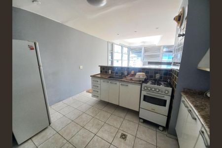 Apartamento para alugar com 140m², 1 quarto e 2 vagasCozinha