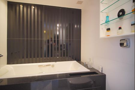 Apartamento para alugar com 170m², 3 quartos e 2 vagasBanheiro da Suíte