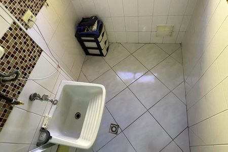 Apartamento para alugar com 58m², 2 quartos e 1 vagaÁrea de serviço 
