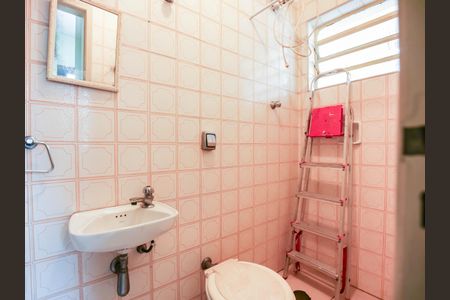 Casa para alugar com 153m², 4 quartos e 2 vagasBanheiro de serviço