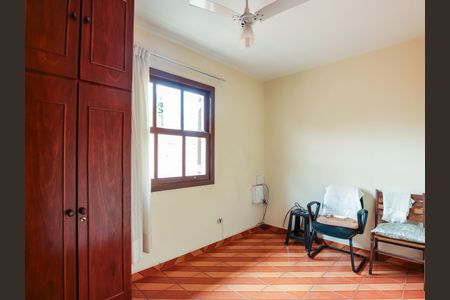 Casa para alugar com 153m², 4 quartos e 2 vagasQuarto 2