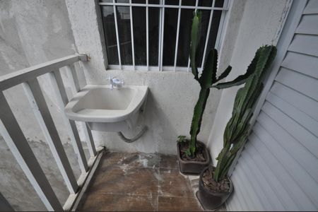 Casa à venda com 65m², 2 quartos e sem vagaÁrea de Serviço
