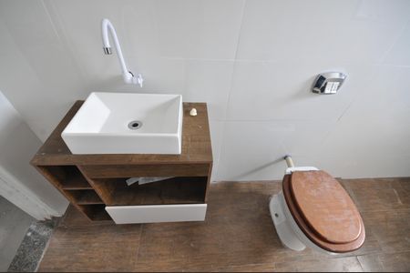 Casa à venda com 65m², 2 quartos e sem vagaBanheiro