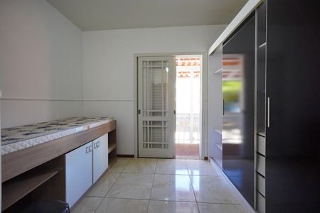Casa para alugar com 400m², 4 quartos e 4 vagas Casa para alugar com 400m², 4 quartos e 4 vagasQuarto 3