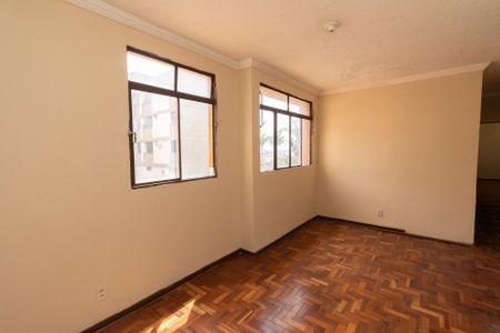 Apartamento à venda com 84m², 3 quartos e 1 vagaSala