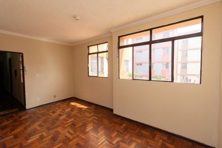 Sala de apartamento à venda com 3 quartos, 84m² em Novo Riacho, Contagem