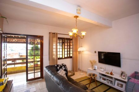 Sala de casa à venda com 1 quarto, 98m² em Vila Nogueira, Diadema