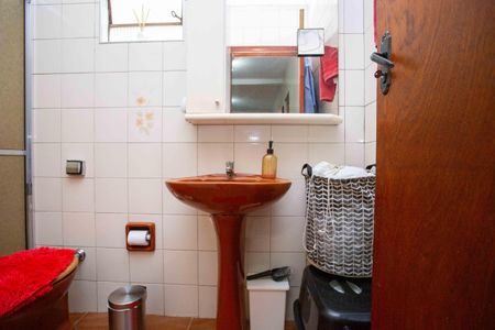 Casa à venda com 98m², 1 quarto e 1 vagaBanheiro