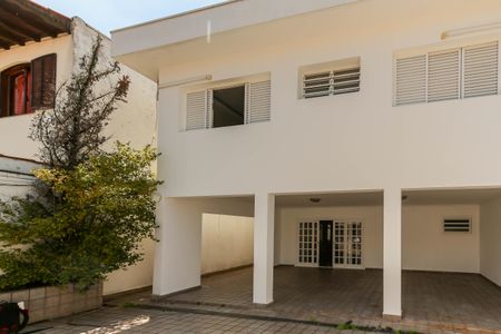 Casa de condomínio para alugar com 247m², 4 quartos e 3 vagas Casa de condomínio para alugar com 247m², 4 quartos e 3 vagasGaragem