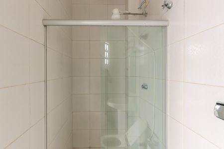 Casa de condomínio para alugar com 247m², 4 quartos e 3 vagas Casa de condomínio para alugar com 247m², 4 quartos e 3 vagasBanheiro de serviço