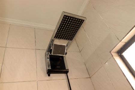 Apartamento à venda com 67m², 2 quartos e 1 vagaBanheiro da Suíte - Chuveiro