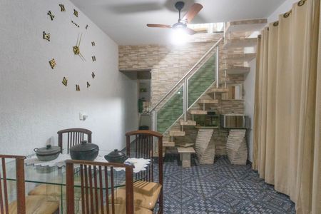 Sala de jantar de casa à venda com 1 quarto, 125m² em Balneário São Francisco, Diadema