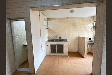 Apartamento à venda com 73m², 4 quartos e sem vagaCozinha