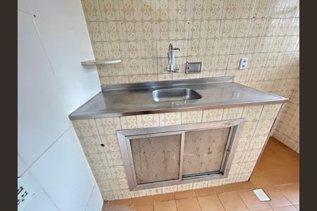 Apartamento à venda com 73m², 4 quartos e sem vagaCozinha