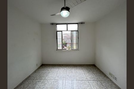 Apartamento à venda com 73m², 4 quartos e sem vagaSala