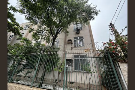 Apartamento à venda com 73m², 4 quartos e sem vagaFachada + plaquinha