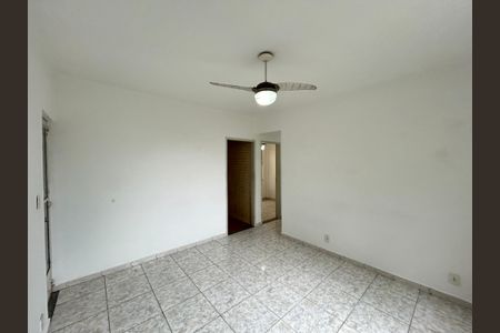 Apartamento à venda com 73m², 4 quartos e sem vagaSala