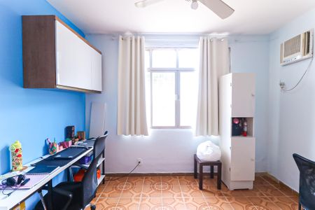 Casa à venda com 80m², 3 quartos e 2 vagas Casa à venda com 80m², 3 quartos e 2 vagasQuarto