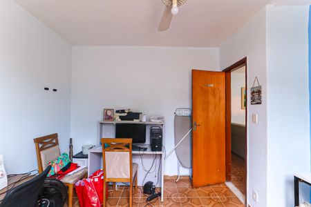 Casa à venda com 80m², 3 quartos e 2 vagas Casa à venda com 80m², 3 quartos e 2 vagasQuarto