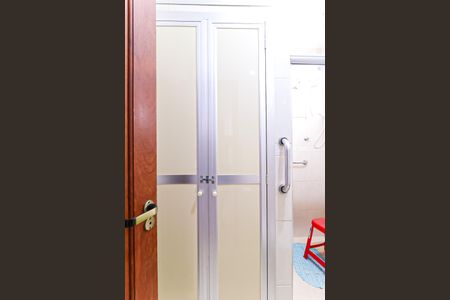 Casa à venda com 80m², 3 quartos e 2 vagas Casa à venda com 80m², 3 quartos e 2 vagasBanheiro Social