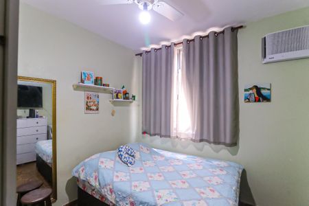 Casa à venda com 80m², 3 quartos e 2 vagas Casa à venda com 80m², 3 quartos e 2 vagasQuarto 2