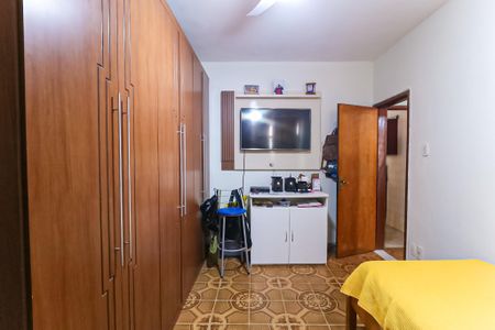 Casa à venda com 80m², 3 quartos e 2 vagas Casa à venda com 80m², 3 quartos e 2 vagasQuarto 3 - Suíte