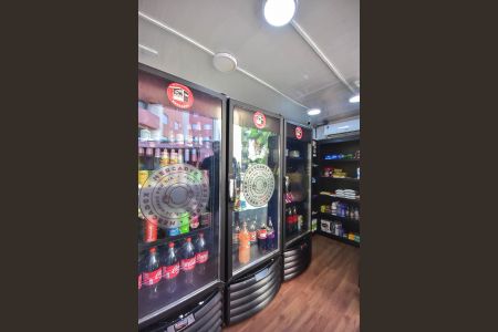 Apartamento à venda com 74m², 3 quartos e 1 vaga Apartamento à venda com 74m², 3 quartos e 1 vagaMercadinho