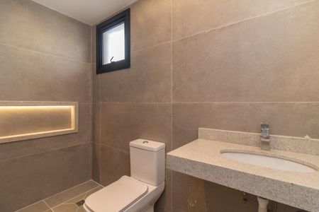 Casa à venda com 117m², 3 quartos e 2 vagasBanheiro da Suíte