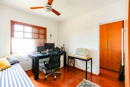 Quarto 1 de casa à venda com 3 quartos, 190m² em Vila Butantã, São Paulo
