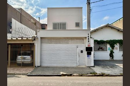 Casa para alugar com 180m², 5 quartos e 2 vagasFachada  