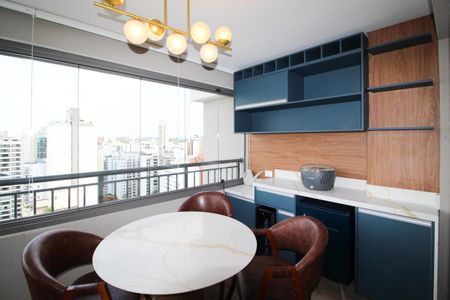 Varanda de kitnet/studio para alugar com 1 quarto, 41m² em Planalto Paulista, São Paulo