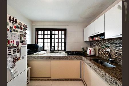 Casa à venda com 120m², 3 quartos e 2 vagas