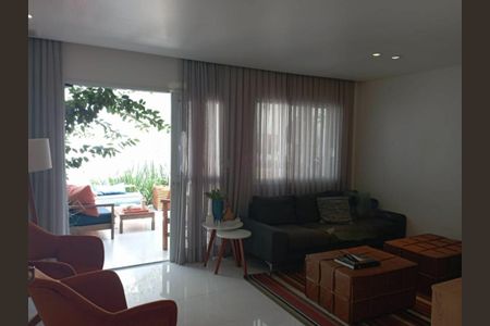 Casa à venda com 3 quartos, 180m² em Brooklin, São Paulo