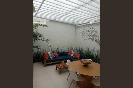 Casa à venda com 180m², 3 quartos e 2 vagas