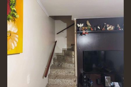 Casa à venda com 80m², 2 quartos e 1 vaga