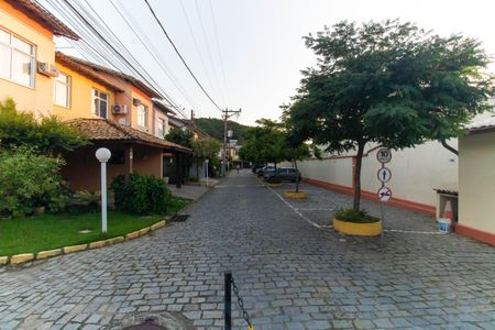 Casa de condomínio à venda com 120m², 3 quartos e 3 vagas Casa de condomínio à venda com 120m², 3 quartos e 3 vagasÁrea externa