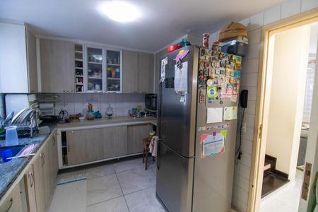 Casa de condomínio à venda com 120m², 3 quartos e 3 vagas Casa de condomínio à venda com 120m², 3 quartos e 3 vagasCozinha