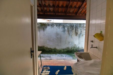 Casa de condomínio à venda com 120m², 3 quartos e 3 vagas Casa de condomínio à venda com 120m², 3 quartos e 3 vagasÁrea de Serviço