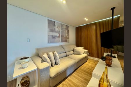 Apartamento para alugar com 91m², 2 quartos e 2 vagasSala