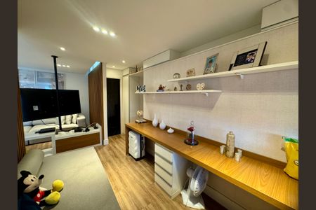 Apartamento para alugar com 91m², 2 quartos e 2 vagasSala