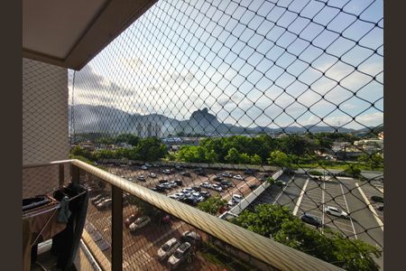 Apartamento à venda com 64m², 2 quartos e 1 vaga