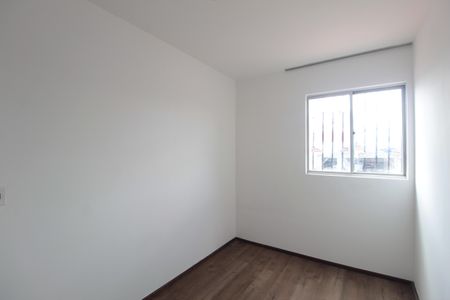 Apartamento para alugar com 68m², 3 quartos e 1 vagaQuarto 2