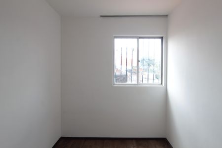 Apartamento para alugar com 68m², 3 quartos e 1 vagaQuarto 2