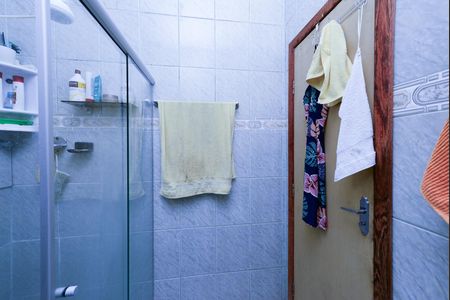 Casa à venda com 270m², 1 quarto e 4 vagas Casa à venda com 270m², 1 quarto e 4 vagasBanheiro