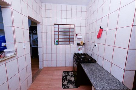 Casa à venda com 270m², 1 quarto e 4 vagas Casa à venda com 270m², 1 quarto e 4 vagasCozinha