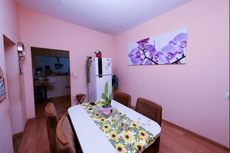 Casa à venda com 270m², 1 quarto e 4 vagas Casa à venda com 270m², 1 quarto e 4 vagasCopa